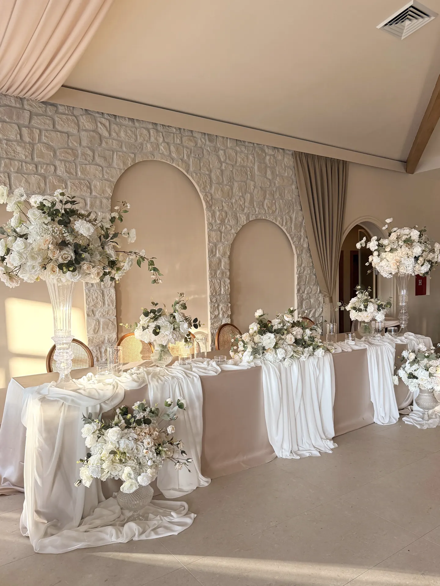 Newlyweds' table